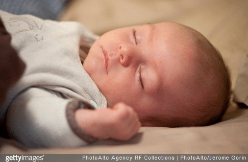 Prévoir une pièce pour changer les bébés de vêtement et les faire se reposer est indispensable.